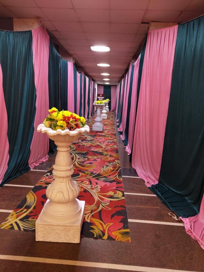 Kartikay Hotel Hisār Exterior photo