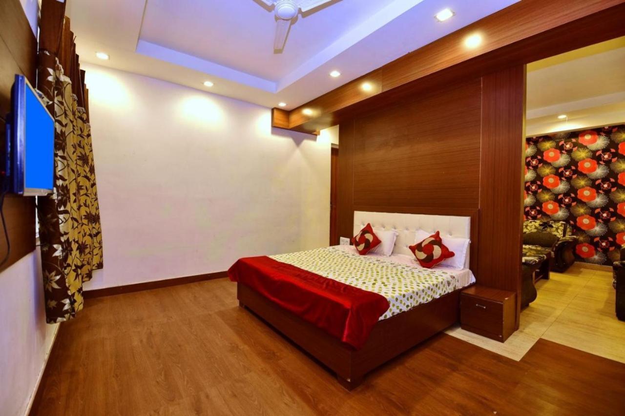 Kartikay Hotel Hisār Exterior photo
