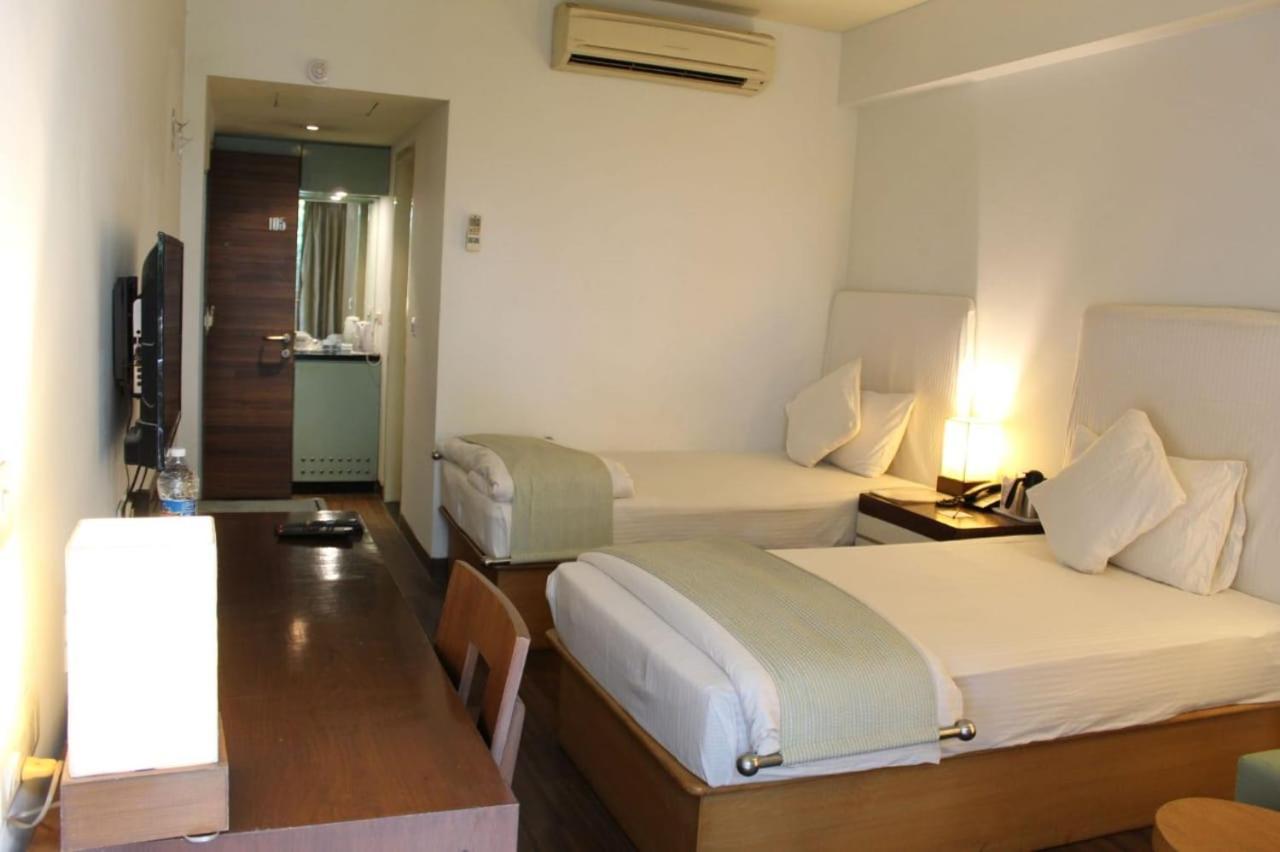 Kartikay Hotel Hisār Exterior photo