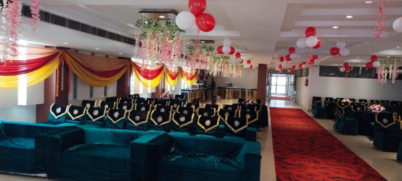Kartikay Hotel Hisār Exterior photo